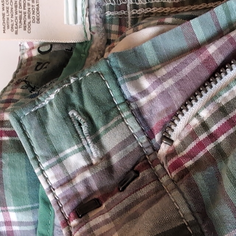Sonoma Women's Plaid Shorts - Picture 4 of 10